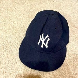 Yankees hat